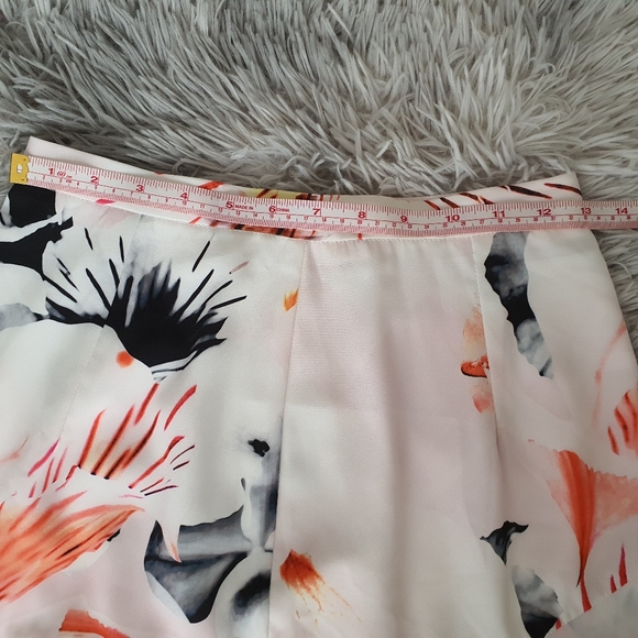 Rodeo show floral tiered ruffle skirt - Picture 7 of 8